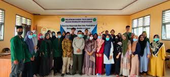 Check spelling or type a new query. Bem Fkip Menyelenggarakan Pelatihan Karya Tulis Ilmiah Dengan Tema Membentuk Kreatifitas Mahasiswa Fkip Yang Produktif Fakultas Keguruan Dan Ilmu Pendidikan