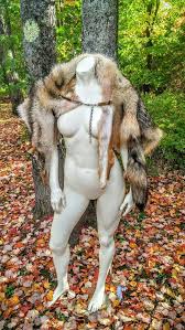 Fur Cloak Coyote Pelt Viking Cloak Barbarian Costume Etsy Barbarian Costume Larp Costume Coyote Fur