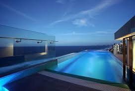 Rooftop swimming pools are a popular trend in hotels these days, so we are going to tell you about some of the most stunning swimming in this pool, you feel immersed into infinity! Pool Homeinterioro