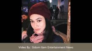 Pertunangan antara zamer dengan doktor suraya telah merobek hati melissa. Sidom Itam Entertainment News Youtube Channel Analytics And Report Powered By Noxinfluencer Mobile