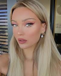 Maya Armstrong (mayaharmstrong)