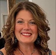 Kim Piasecki's Instagram, Twitter & Facebook