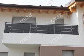 Recinzioni E Ringhiere Per Poggioli In Ferro Battuto Recinzioni Colori Esterni Casa Balcone Moderno