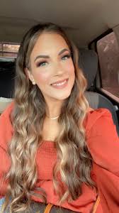 What is Hope real name I love that blonde