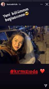 Burcu biricik ile röportaja giden. Burcu Biricik Kirmizi Oda Ya Veda Paylasimiyla Hem Duygulandirdi Hem De Komik Pasta Ile Guldurdu