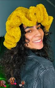 Morgan is rocking a T'kor icon. Looks good