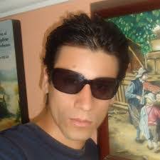 Fernando Aponte's Instagram, Twitter & Facebook