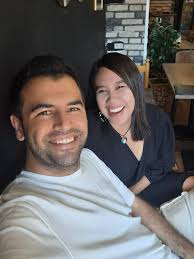 Dari Seoul ke Istanbul, saya menyaksikan perjalanan seorang produser muda  Iran yang luar biasa. Ini foto kami ketika makan siang di Istanbul kemarin.  Milad Khosravi @milad.kh0sravi, salah satu produser muda dari Iran