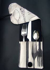 La Cuisine Sous Toutes Ses Coutures Diy Tuto Couture Range Couverts Housse De Rangement Couture