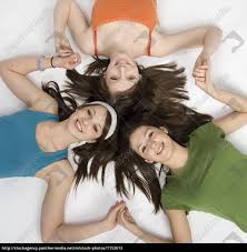 The girls lay down between the train tracks — destiny, who was 13 at the time, on her right side and rachel on her left side. 3 Teen Girls Laying On White Background Stock Photo 1152613 Panthermedia Stock Agency