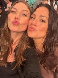 Karlie Kloss (@karliekloss) · Instagram photos and Reels