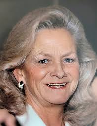 Kim Derby's Instagram, Twitter & Facebook