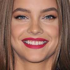 Barbara Palvin's Makeup Photos & Products