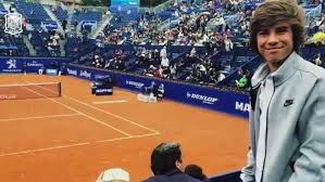 142,084 likes · 87,313 talking about this. Fc Barcelona La Liga Riqui Puig One Day I Was Losing 6 2 4 1 At Tennis And Decided To Switch To Football Marca