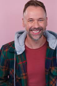 Shane Kenyon's Instagram, Twitter & Facebook