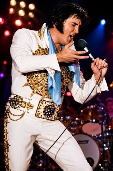 The Final Curtain: Elvis Presley's Last Concert On the evening of June 26,  1977, more than 18,000 fans filled Market Square Arena in Indianapolis  expecting to see Elvis Presley do what he