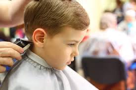 Mamah muda harus tahu gaya rambut kekinian buat balita laki keluarga nugros gaya rambut anak. Siapa Bilang Anak Laki Laki Tak Bisa Bergaya Kekinian Cek Model Potongan Rambut Ini Moms