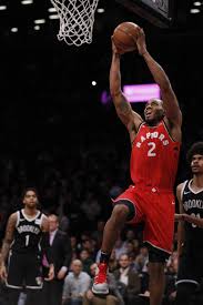Kawhi swatted a dunk attempt with only his middle finger. Siakam Leonard Lead Raptors Past Nets 115 105 Taiwan News 2019 04 04 10 11 17