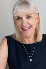 Barbara Burnell's Instagram, Twitter & Facebook