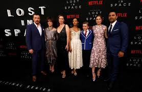 Resultats De Recherche D Images Pour Lost In Space Netflix Other Shows I Love Lost In Space Space Lost