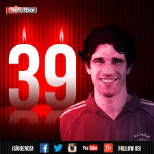 Nadal was 15 years old when he ventured into tennis as a professional player. Happy Birthday To Juan Carlos Valeron The Former Player Of The Spanish Team Sefutbol Capped 46 Times Turns 39 Seleccion Espanola Scoopnest