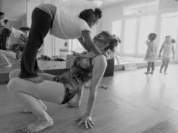 How to perform the double dancer easy yoga poses for two people: Easy Yoga For Beginners 2 People Novocom Top