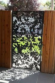 23 Besten Zaun Design Ideen Fur Ihren Garten In 2020 Coole Wande Metall Paravent Hintergarten