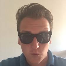 Lora Harvey (@_LoraHarvey)