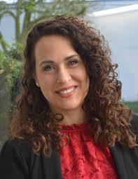 Jeanette Mena's Instagram, Twitter & Facebook