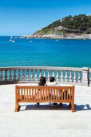 Il bordé par la chaîne montagneuse des pyrénées, qui le sépare de la france et du reste de l'europe. Tourisme En Espagne Informations Touristiques D Espagne Spain Info En Francais