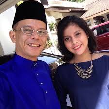 Call your preferred propnex salesperson for an exclusive discussion, agent azhar sulaiman 𝐏𝐫𝐨𝐩𝐧𝐞𝐱 𝐍𝐮𝐦. 15 Foto Anak Gadis Pelakon Azhar Sulaiman Kasih Leia Ixora Dan Kasih Iris Leona Iluminasi
