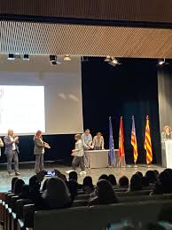 PREMIS ALS MILLORS ESTUDIANTS DE PRIMÀRIA I ESOPREMIOS A LOS MEJORES  ESTUDIANTES DE PRIMARIA Y ESO – CEIP Cas Serres