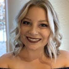 Danielle Shearin's Instagram, Twitter & Facebook