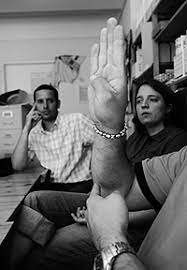 Gehorlos Raus Aus Der Isolation Woxx