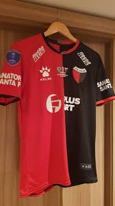 Tw no oficial del c.a colón de federico alonso; Colon Y Su Camiseta Para La Final De La Copa Sudamericana As Argentina