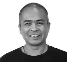 EBONY DINING TABLE 100x100