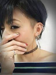 真矢 before after ショートカット アシメ ツーブロック ショートカット 髪型