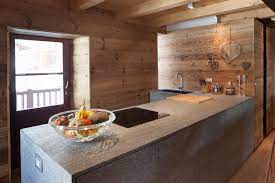 Chalet Di Design Aosta Stile Rustico Montagna Westwing Magazine Arredamento Chalet Chalet Cucine Di Lusso