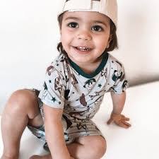 Kelina Smith's Instagram, Twitter & Facebook