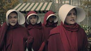 How Does The Handmaid S Tale Book End Popsugar Entertainment