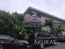 Lowongan kerja jaga villa di puncak bogor info seputar kerjaan from inkuiri.net terletak di alam yang masih sangat asri, jauh dari kebisingan dan ramainya kendaraan. Sering Ke Puncak Sudah Belanja Oleh Oleh Di Cimory Riverside
