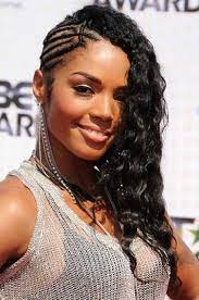 Instantly choose between unusual, incredible and provocative mohawk hairstyles! 30 Pics Von Stilvollen Lockig Mohawk Frisuren Fur Schwarze Frauen Braided Mohawk Hairstyles Hair Styles Braided Hairstyles