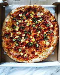 Maybe you would like to learn more about one of these? á´…á´‡á´€É´á´€ Sá´€á´œá´‹á´€á´ On Instagram Sunday Pizza In Bed Pizza Food Vegetable Pizza