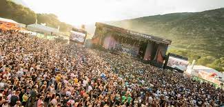 Get a festival overview including artist statistics and setlists. Hip Hop Rock Und Summer Feeling Am Open Air Gampel Tele Top