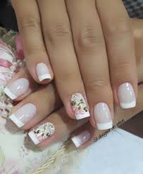 En este post te enseñaremos como hacer unas uñas decoradas con flores paso a paso y faciles de hacer , con imagenes y videos. 39 Fotos De Unhas Decoradas Com Flores Floral Nails Fall Nail Art Designs Nail Art Designs
