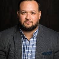 Eduardo Erazo's Instagram, Twitter & Facebook