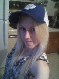 Victoria Gunn (@VickyGunn)