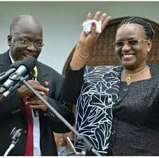 Tanzanian president john pombe magufuli and his wife janeth magufuli have excited countless tanzanians after cancelling their schedules to visit ailing former first lady, mama janet nyerere at her home. Meet Janeth The Woman Who Captured John Magufuli S Heart