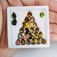 Kiran gems is the world's largest manufacturer of natural diamonds and india's premier diamantaire , establishing benchmarks not just for sheer scale of operations, but also for product quality, precision and variety, integration of technology, manufacturing and wider. How To Start Your Own Gemstone Business Gem Rock Auctions