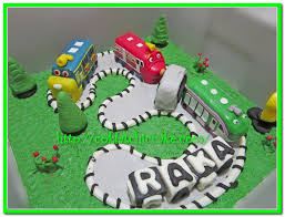 Selain lebih hemat tentu saja membuat kue ulang tahun sendiri di rumah akan lebih menyenangkan. Chuggington Page 2 Coklatchic Cake Est 2004